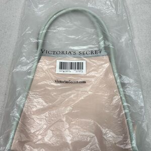 Victoria's Secret Cream Shoulder Bag